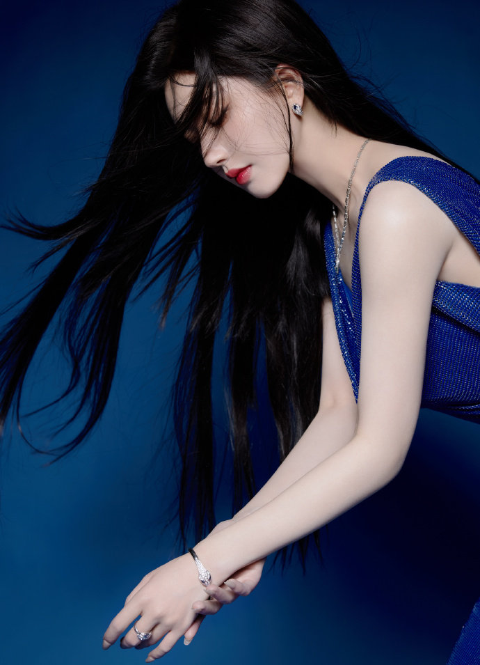 - 《私人诊所》中文安装版V新利体育app《私人诊所》中文
