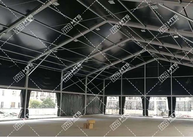 怕华烨体育篷房给你稳稳的课堂体验新利体育网站登录大雨、强风也不(图2)