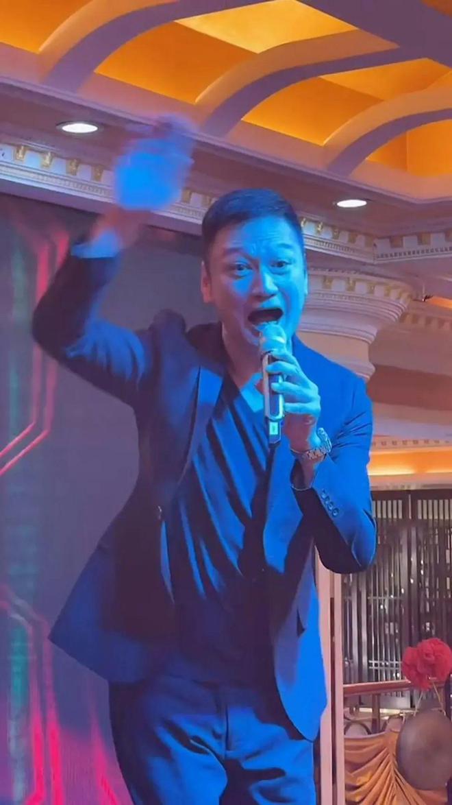 家拍戏不介意被嘲五音不全：我不觉得前TVB男星自爆因一个原因拒返娘(图5)