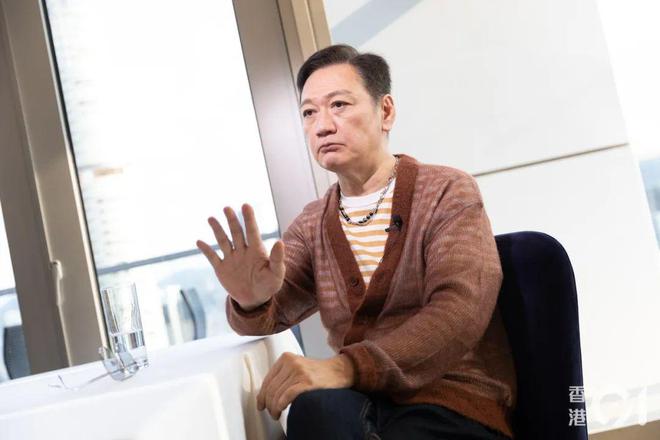 家拍戏不介意被嘲五音不全：我不觉得前TVB男星自爆因一个原因拒返娘(图7)